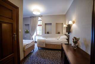 Отели типа «постель и завтрак» Willa Filiks Наленчув Стандартный двухместный номер с 2 отдельными кроватями и видом на сад-2